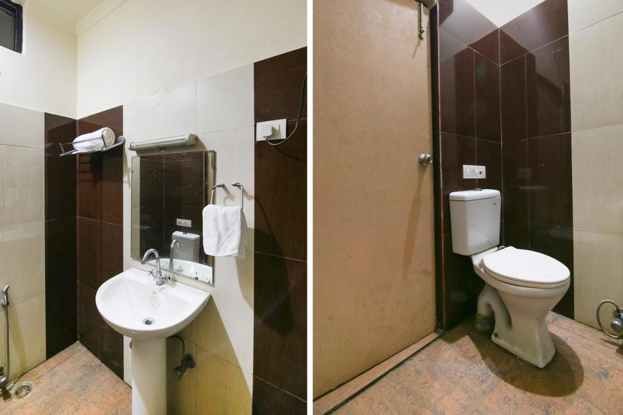 Capital O 68148 Hotel Shree Jee Palace Gáziábád Kültér fotó