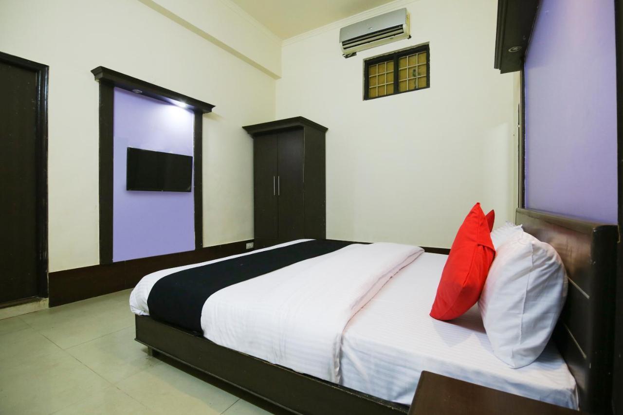 Capital O 68148 Hotel Shree Jee Palace Gáziábád Kültér fotó