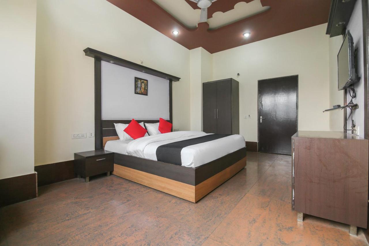 Capital O 68148 Hotel Shree Jee Palace Gáziábád Kültér fotó